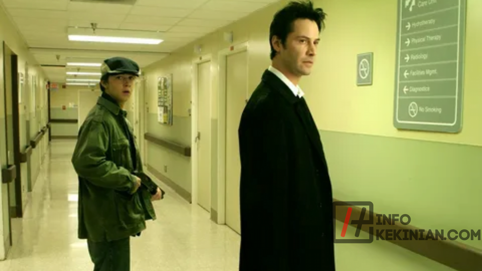 Review Film Constantine