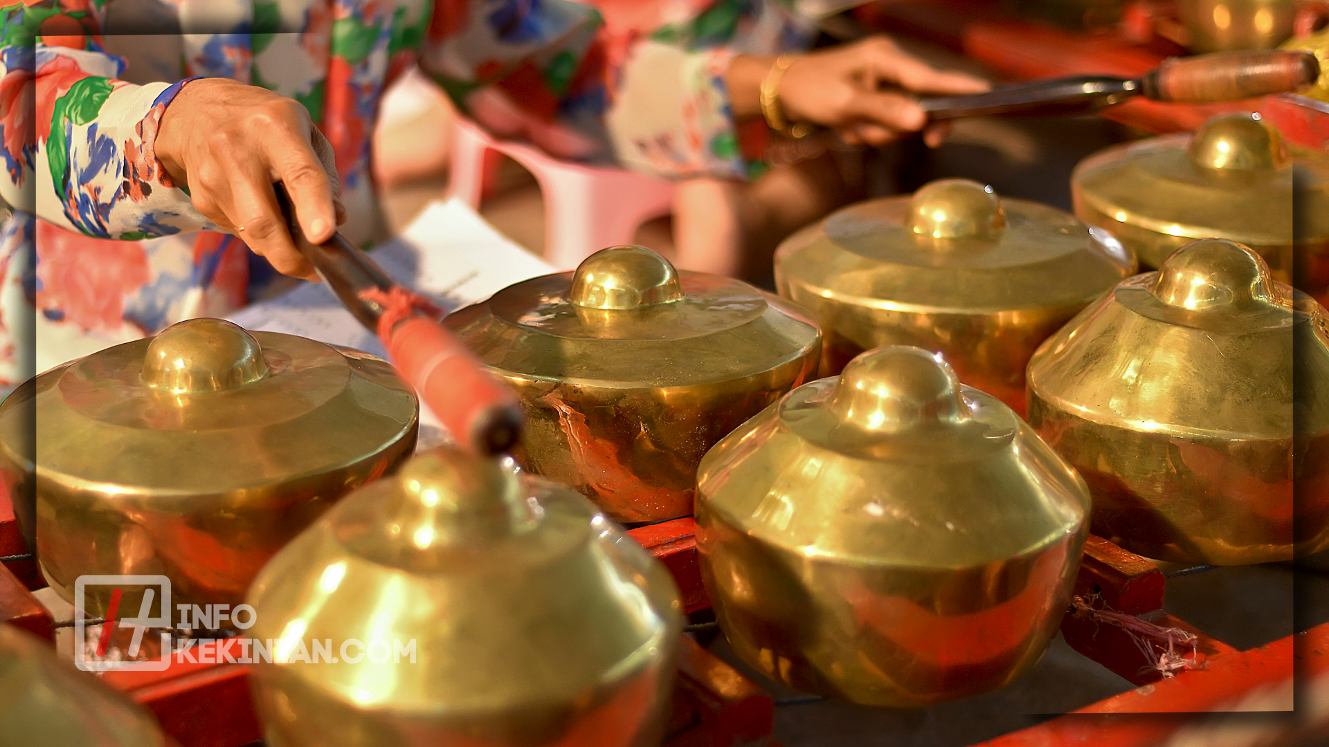 Latar Belakang Sejarah Alat Musik Tradisional