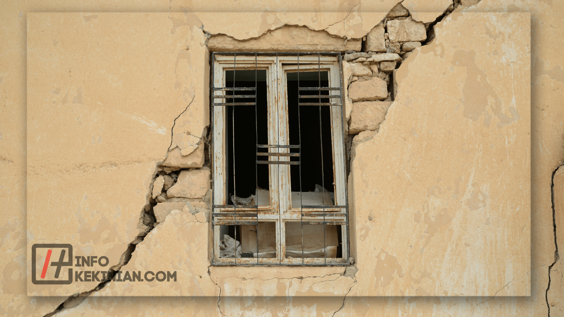 5 Faktor Penyebab Terjadinya Gempa Bumi yang Wajib Diketahui 2 Penyebab Terjadinya Gempa Bumi-min